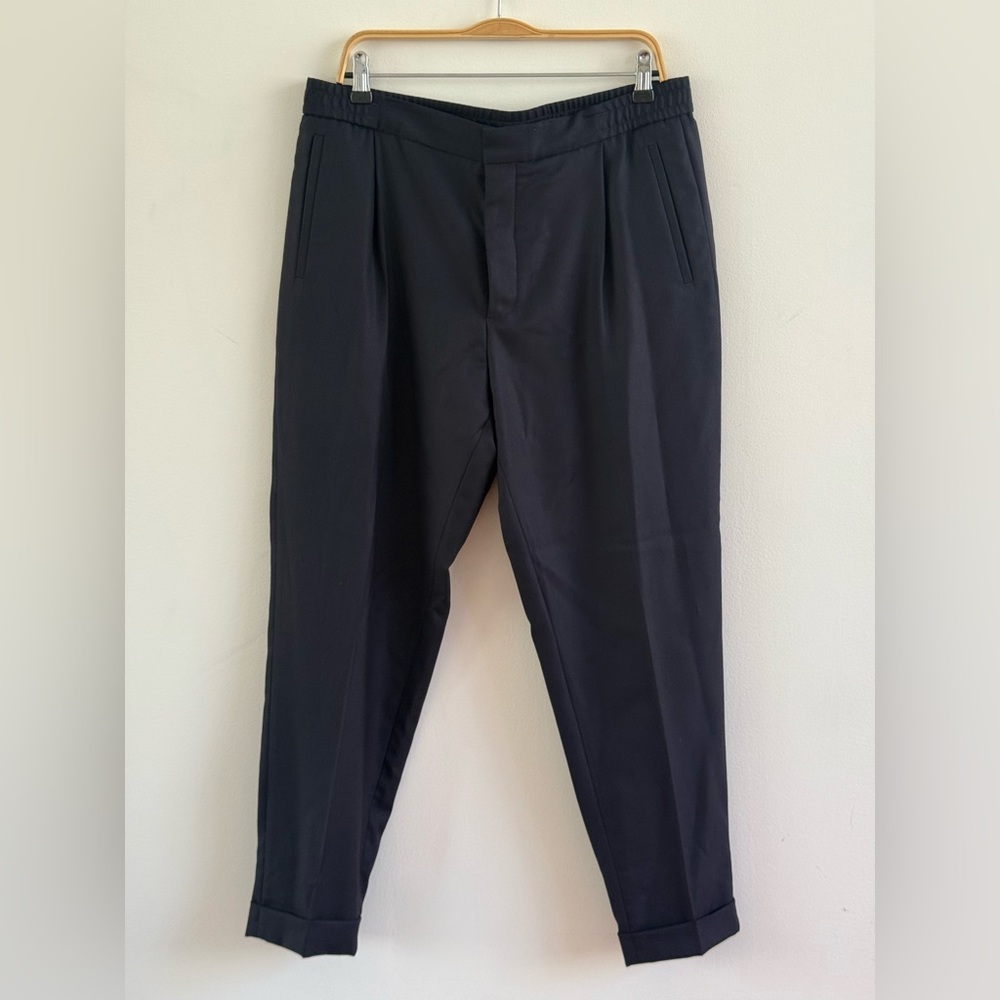 COS PLEATED TAPERED TROUSERS